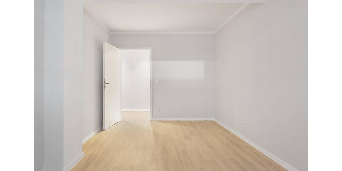 Erdgeschoßwohnung Wuppertal Elberfeld - 3 Zimmer, 95 m&sup2;, 1.310&euro; | Angebot:24876466