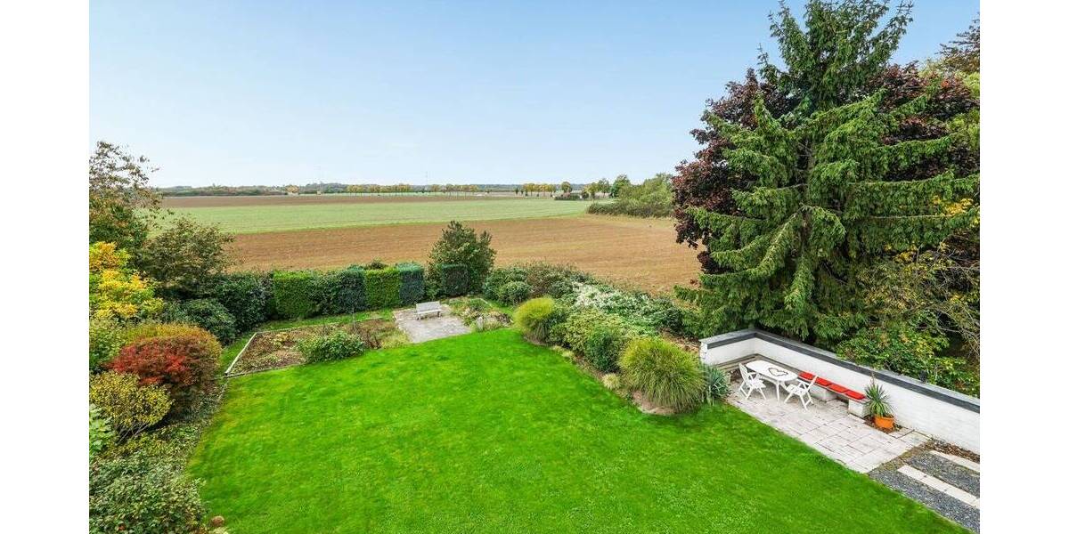 Einfamilienhaus Düsseldorf Angermund - 5 Zimmer, 314 m&sup2;, 1.890.000&euro; | Angebot:25776499