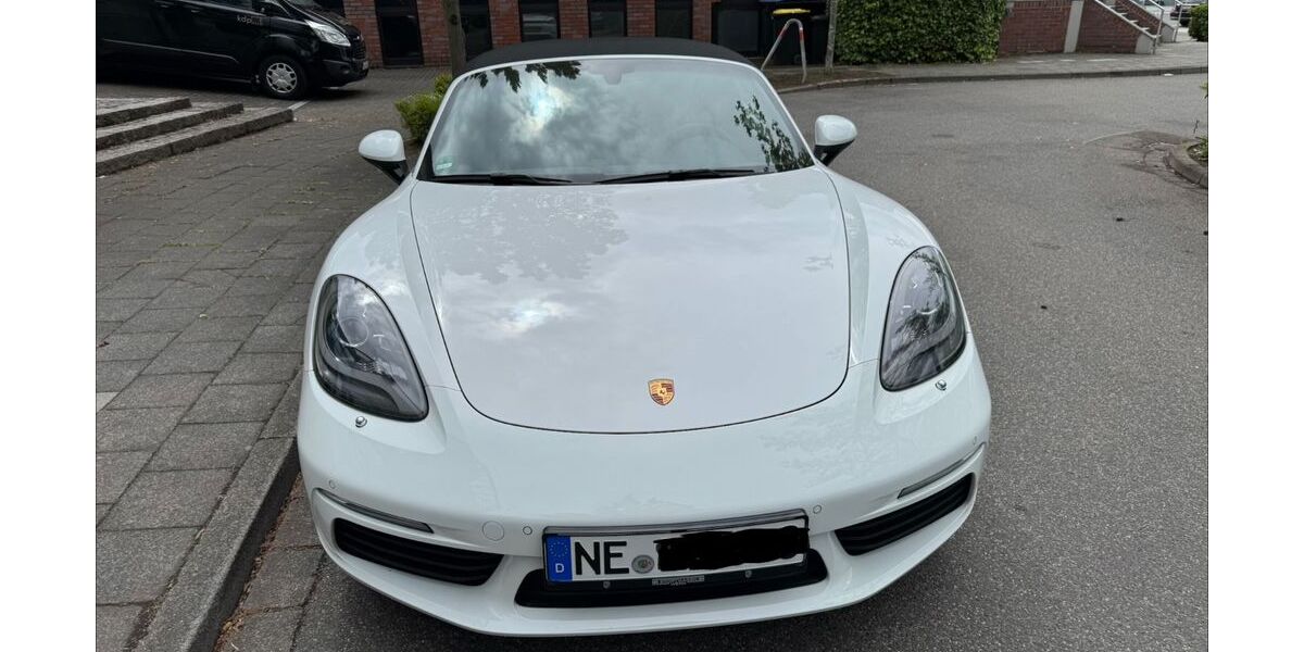 Porsche Boxster 68.100 km 49.500 &euro; Meerbusch 40670