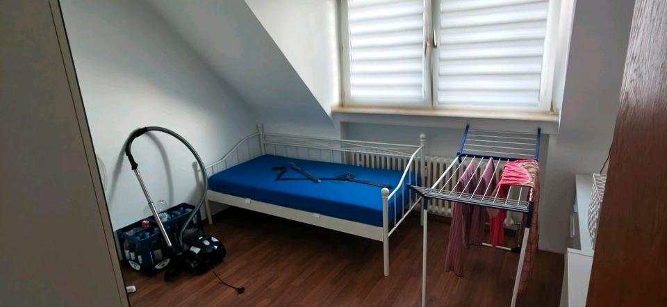 Etagenwohnung Essen Stadtbezirk IV - 3 Zimmer, 75 m&sup2;, 570&euro; | Angebot:26036967