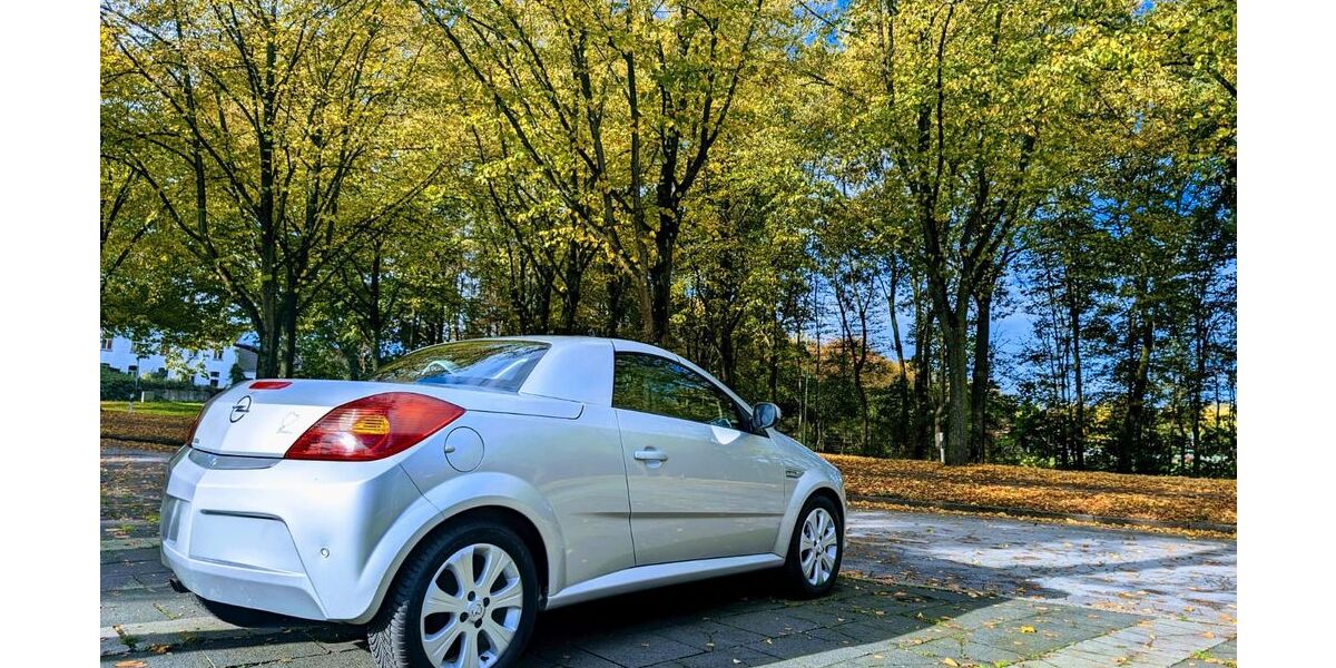 Opel Tigra 130.000 km 3.000 &euro; Duisburg 47226