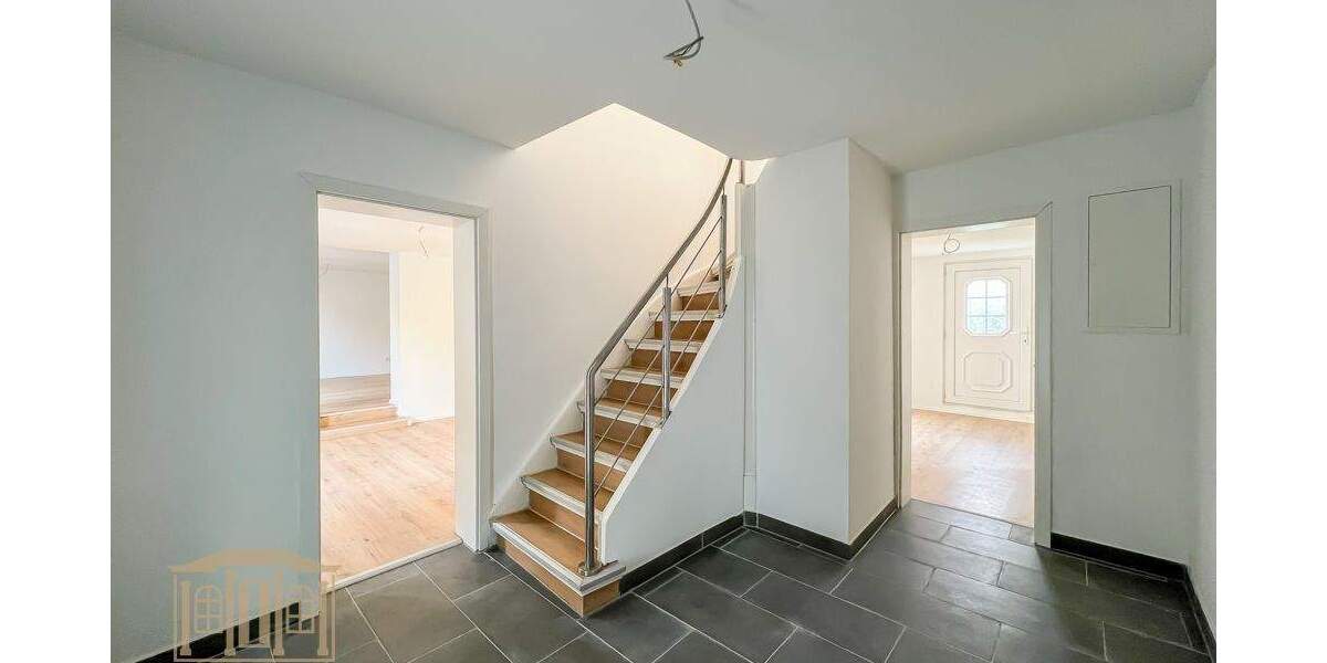 Einfamilienhaus Remscheid Lüttringhausen - 1 Zimmer, 249 m&sup2;, 399.500&euro; | Angebot:25728100