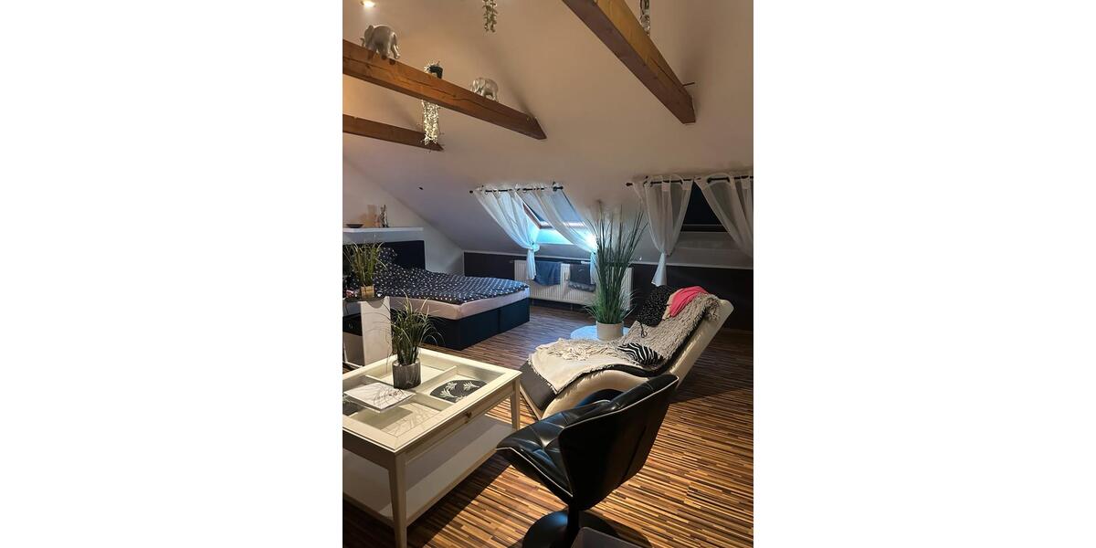 Dachgeschoßwohnung Duisburg Hamborn - 2 Zimmer, 70 m&sup2;, 690&euro; | Angebot:27566246