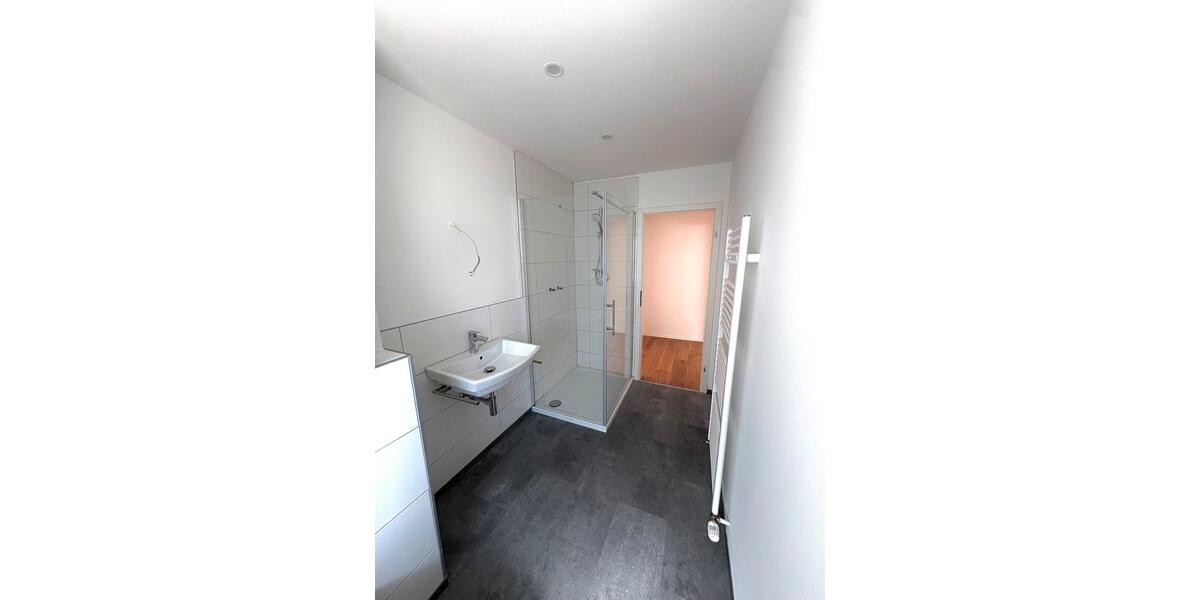 Etagenwohnung Oberhausen Alt-Oberhausen - 2.5 Zimmer, 67 m&sup2;, 670&euro; | Angebot:27553189