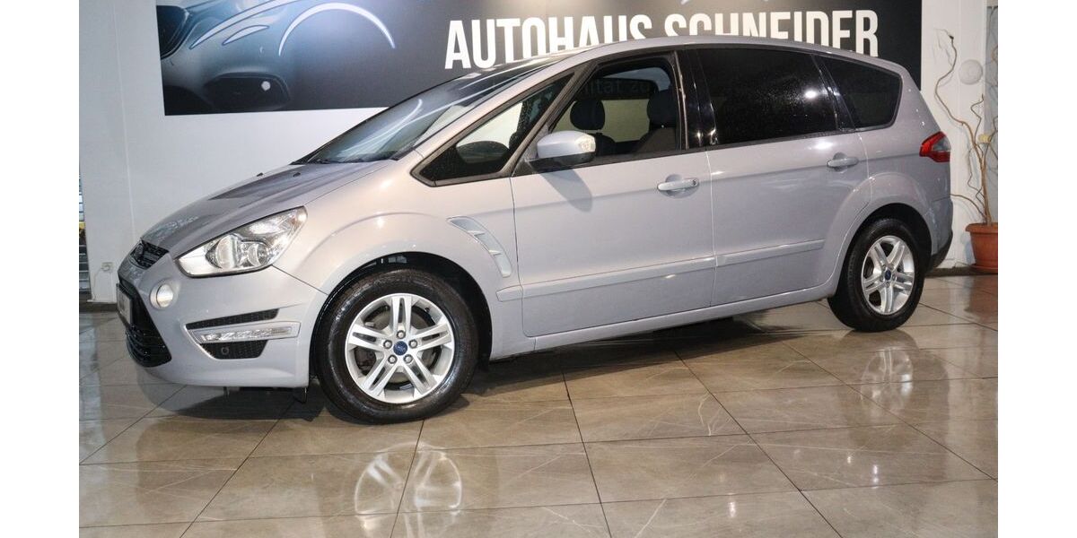 Ford S-Max 132.799 km 9.550 &euro; Ratingen 40880