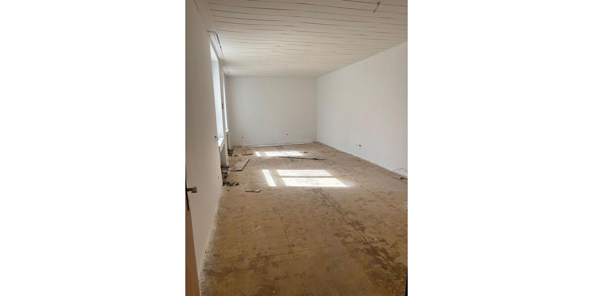 Etagenwohnung Duisburg Hamborn - 3 Zimmer, 98 m&sup2;, 901&euro; | Angebot:25918389