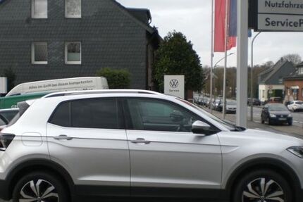 VW T-Cross 27.490 km 23.950 &euro; Oberhausen 46145