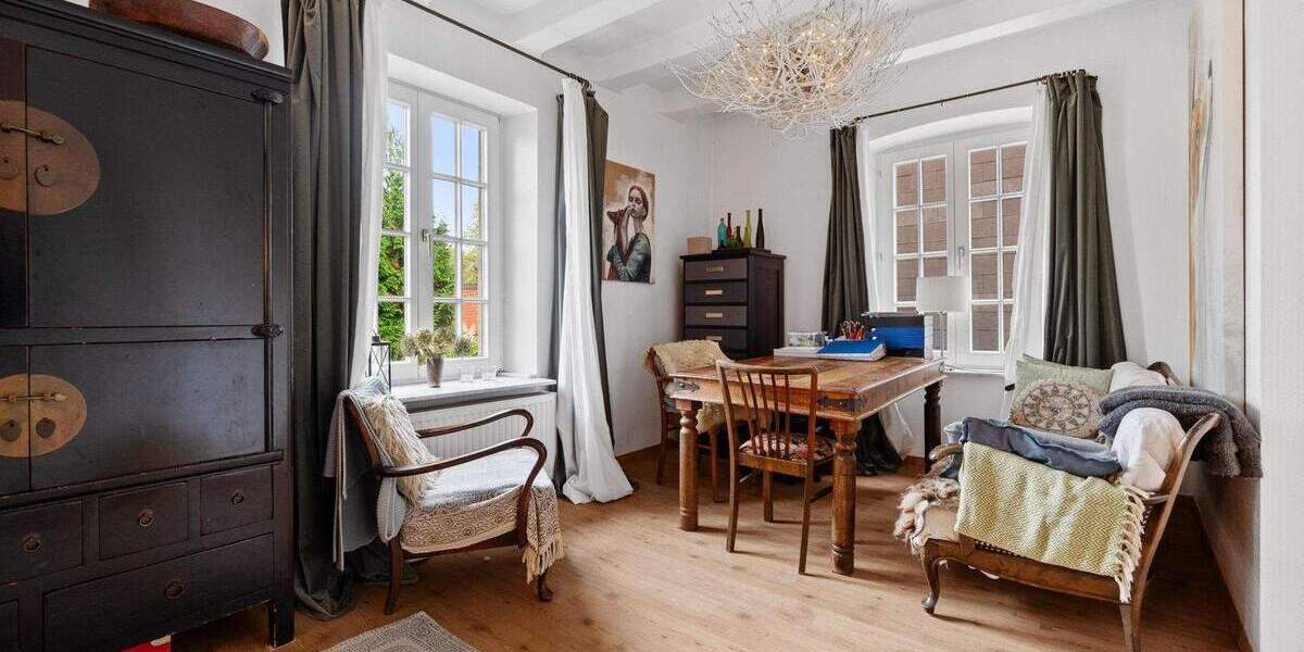 Etagenwohnung Düsseldorf Urdenbach - 5 Zimmer, 210 m&sup2;, 850.000&euro; | Angebot:25865301