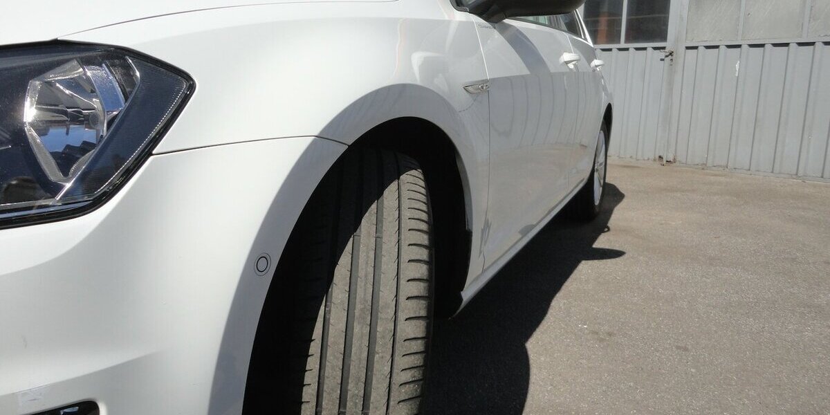 VW Golf Cup 1,4 BMT Autom.Klimatr.SHZ.PDC. 2.Hd 147.000 km 10.950 &euro; Neuss 41462