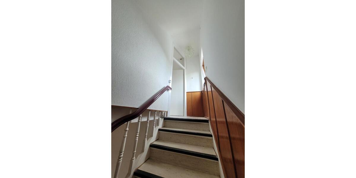 Dachgeschoßwohnung Duisburg Angerhausen - 4 Zimmer, 56 m&sup2;, 610&euro; | Angebot:27583218
