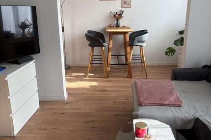 Wohnung Duisburg Neudorf-Nord - 2.5 Zimmer, 52 m&sup2;, 520&euro; | Angebot:25648298