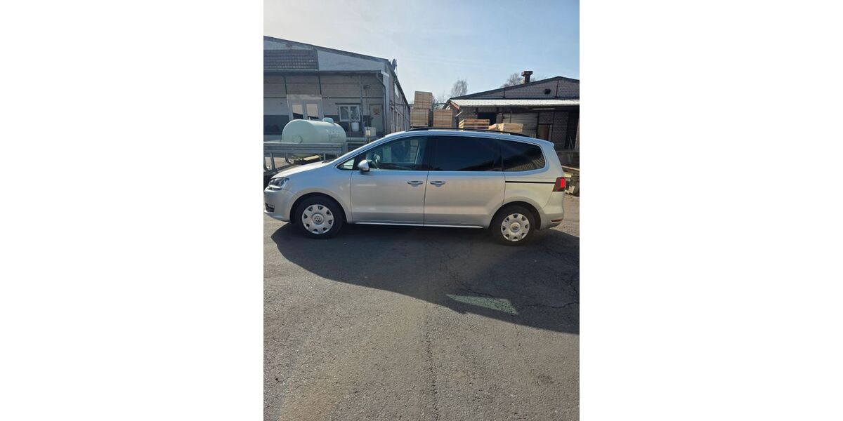 VW Sharan 78.000 km 17.800 &euro; Sprockhövel 45549
