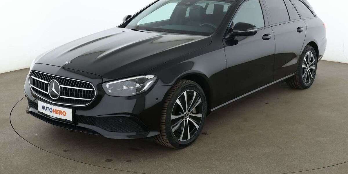 Mercedes-Benz E 300 42.200 km 30.490 &euro; Essen 45141