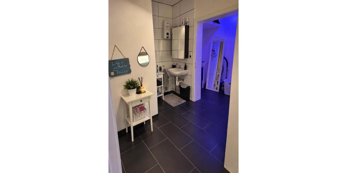 Erdgeschoßwohnung Duisburg Duisburg-Mitte - 3 Zimmer, 80 m&sup2;, 1.050&euro; | Angebot:27548847