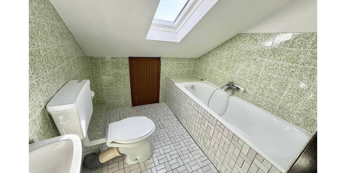 Reihenmittelhaus Gladbeck Mitte - 5 Zimmer, 113 m&sup2;, 300.000&euro; | Angebot:26627561