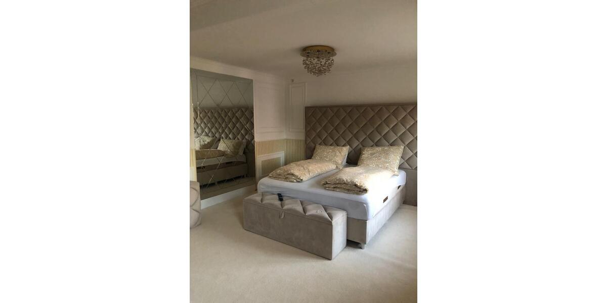 Etagenwohnung Duisburg Mittelmeiderich - 6 Zimmer, 169 m&sup2;, 253.000&euro; | Angebot:26929867