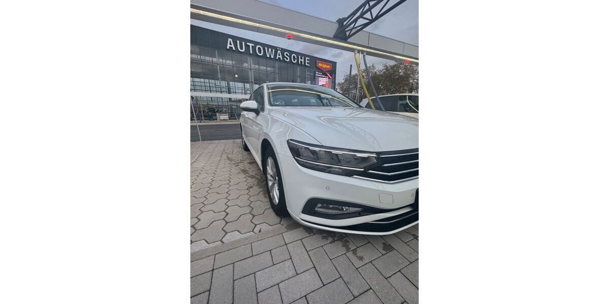 VW Passat Variant 150.000 km 20.700 &euro; Duisburg 47057