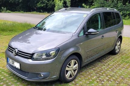 VW Touran 220.666 km 8.300 &euro; Bochum 44869