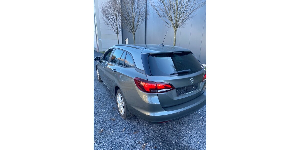 Opel Astra K Sports1.5CDTI.NAVI.VOLL-LED.PDC.11/20 108.000 km 5.500 &euro; Hilden 40721