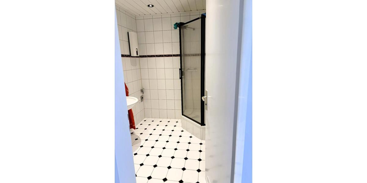 Etagenwohnung Wuppertal Gemarkung Elberfeld - 2 Zimmer, 67 m&sup2;, 150.000&euro; | Angebot:27534327