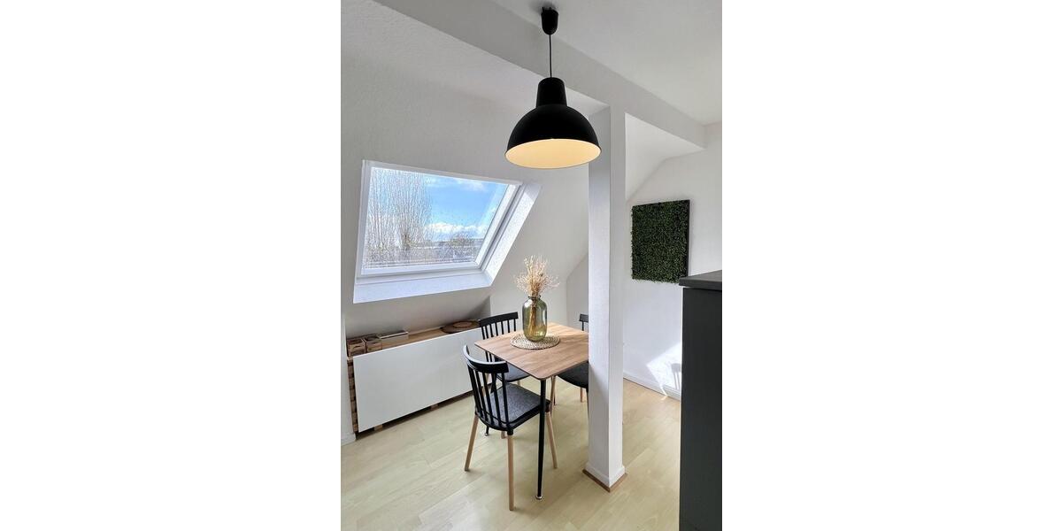 Dachgeschoßwohnung Essen Stadtbezirk II - 1 Zimmer, 40 m&sup2;, 750&euro; | Angebot:25988828