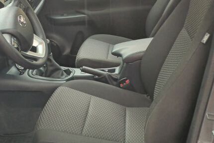 Toyota Hilux 53.500 km 33.000 &euro; Bochum 44892