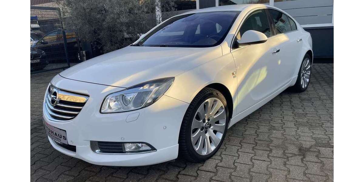 Opel Insignia 100.000 km 8.900 &euro; Essen 45356