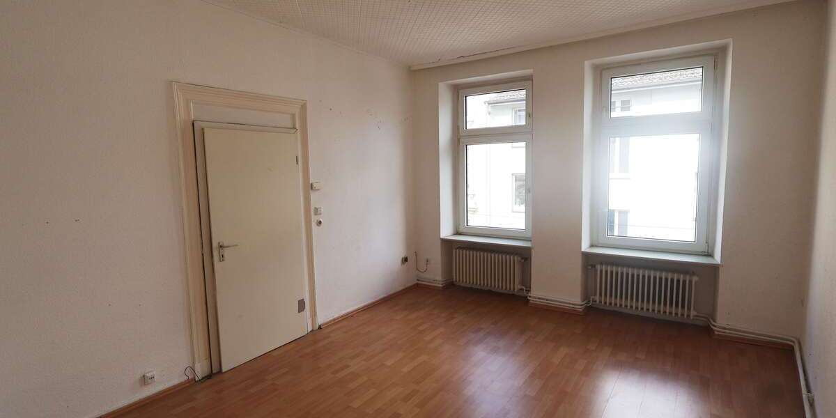 Etagenwohnung Wuppertal Heckinghausen - 5 Zimmer, 105 m&sup2;, 650&euro; | Angebot:26197897