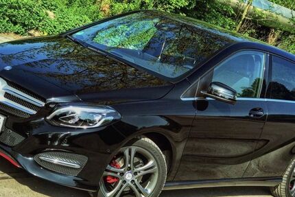 Mercedes-Benz B 180 109.000 km 14.300 &euro; Gelsenkirchen 45899