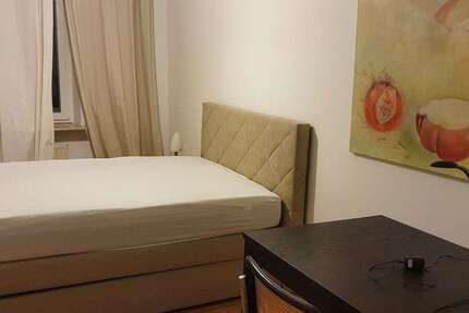 Zimmer Düsseldorf Friedrichstadt - 2 Zimmer, 1.200&euro; | Angebot:24519980