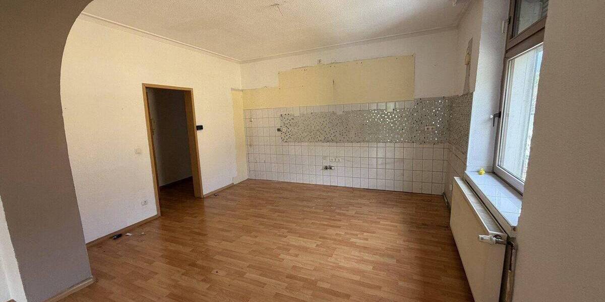 Mehrfamilienhaus, Wohnhaus Essen Stoppenberg - 9 Zimmer, 221 m&sup2;, 299.000&euro; | Angebot:25897495
