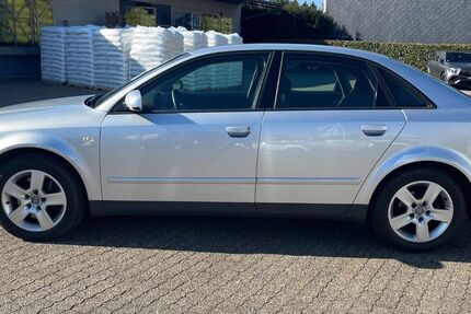 Audi A4 131.000 km 4.980 &euro; Essen 45219