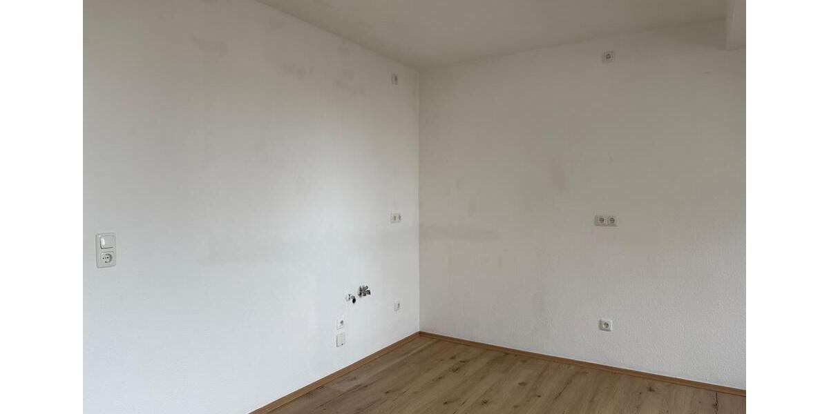 Dachgeschoßwohnung Oberhausen - 3 Zimmer, 83 m&sup2;, 840&euro; | Angebot:25924159