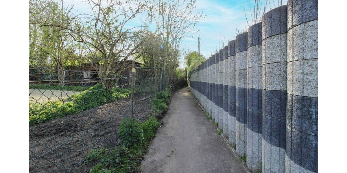 Grundstück Düsseldorf Vennhausen - 249.000&euro; | Angebot:26569704