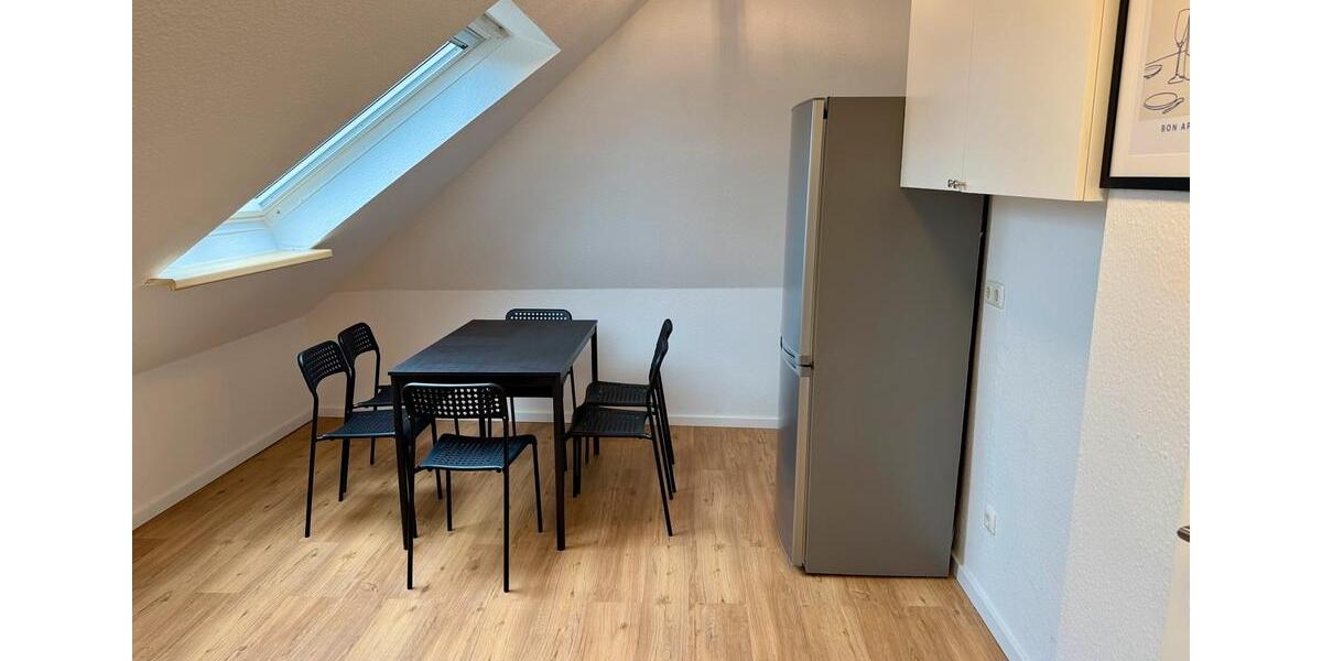 Etagenwohnung Solingen - 3 Zimmer, 85 m&sup2;, 15&euro; | Angebot:23912668