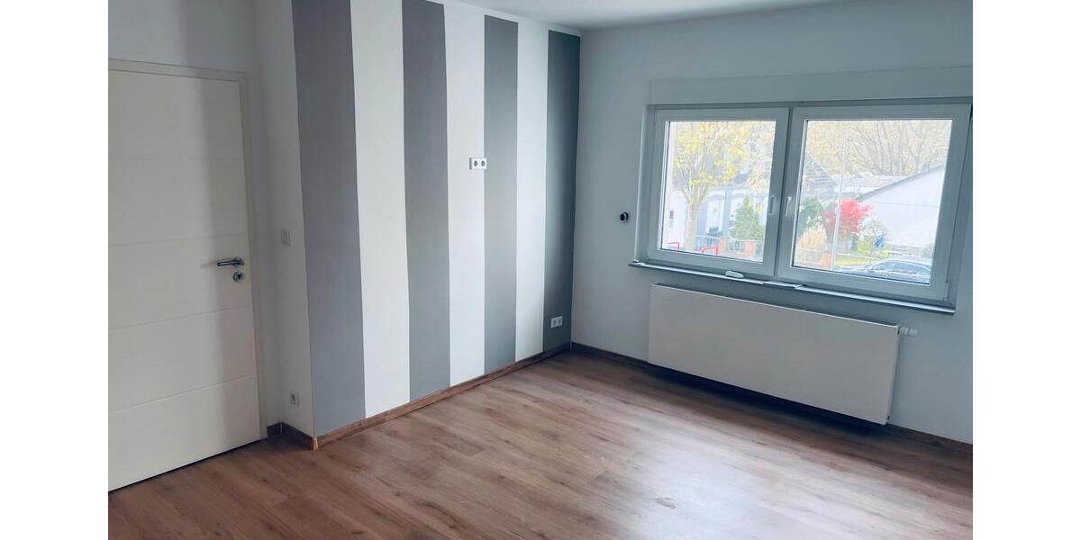 Etagenwohnung Oberhausen Rothebusch - 2 Zimmer, 65 m&sup2;, 950&euro; | Angebot:27572165