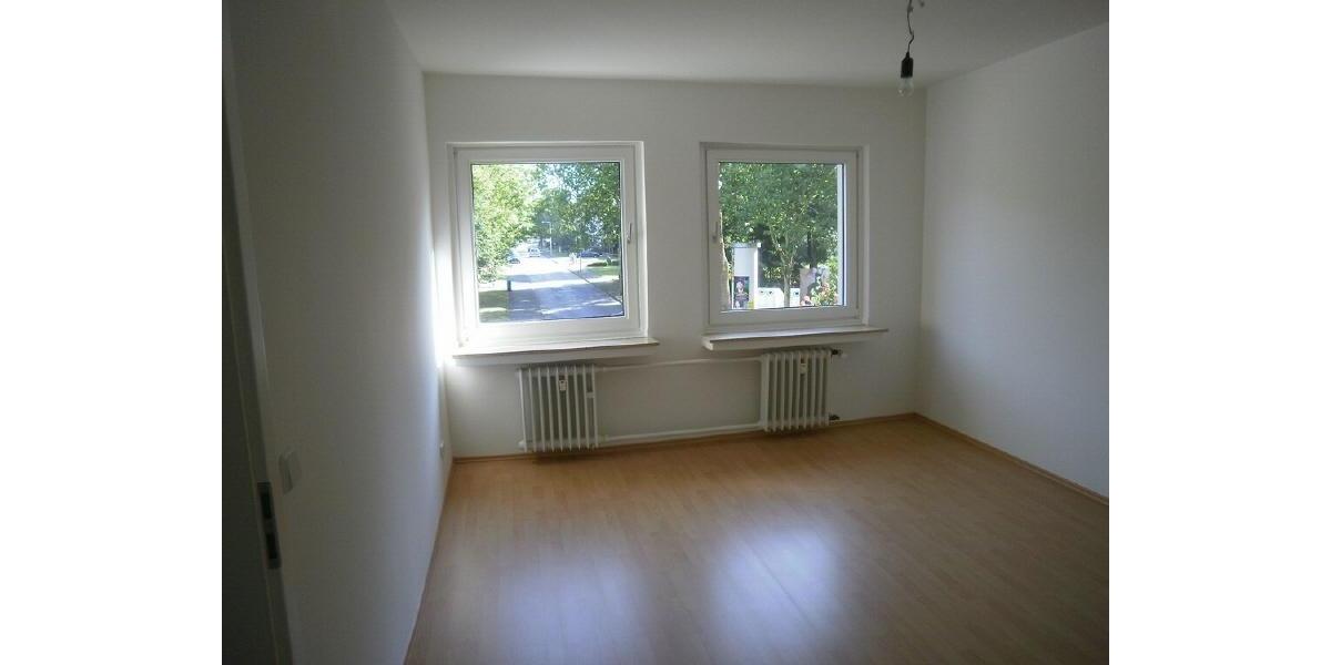 Etagenwohnung Duisburg Huckingen - 2 Zimmer, 66 m&sup2;, 649&euro; | Angebot:25590125