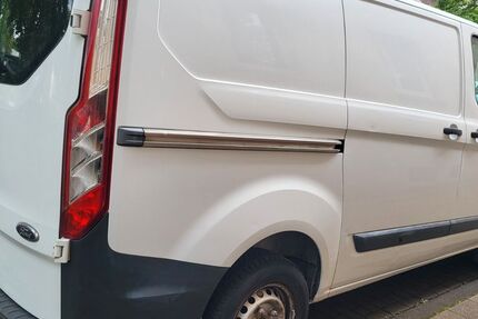 Ford Transit Custom 220.000 km 5.850 &euro; Duisburg 47198