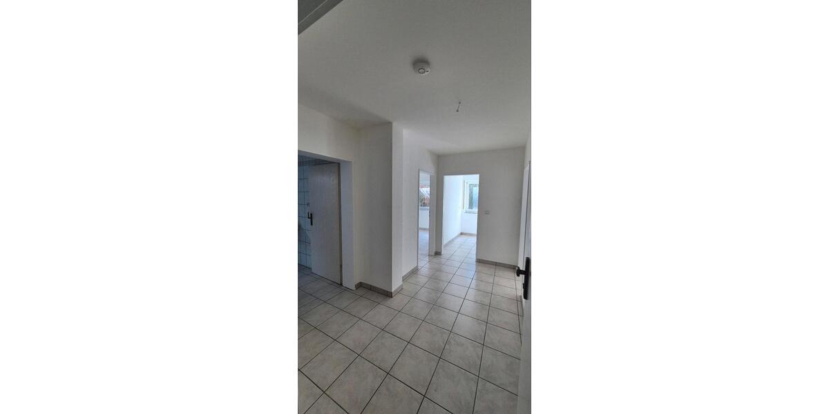 Etagenwohnung Burscheid - 2 Zimmer, 60 m&sup2;, 570&euro; | Angebot:25841769