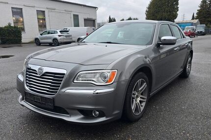 Lancia Thema 160.000 km 7.900 &euro; Düsseldorf - Bezirk 8 40231