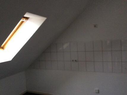 Dachgeschoßwohnung Essen Stadtbezirk IV - 2.5 Zimmer, 80 m&sup2;, 660&euro; | Angebot:25881133