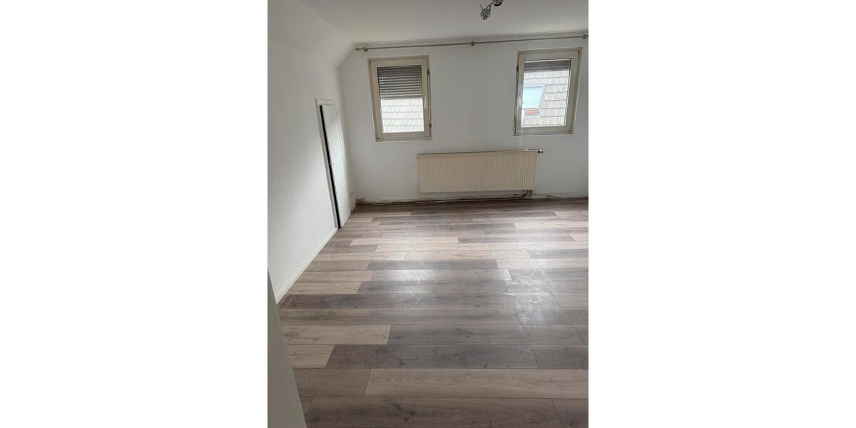 Einfamilienhaus Wuppertal Cronenberg - 3 Zimmer, 97 m&sup2;, 1.000&euro; | Angebot:25871379
