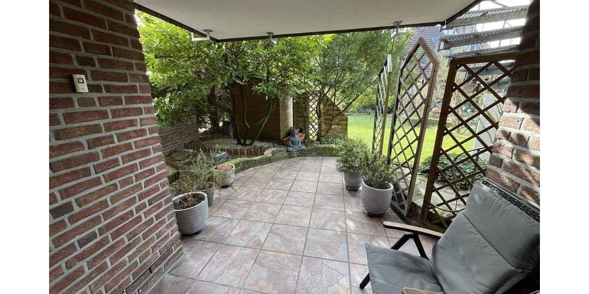 Etagenwohnung Düsseldorf Hellerhof - 3 Zimmer, 102 m&sup2;, 429.000&euro; | Angebot:25665880