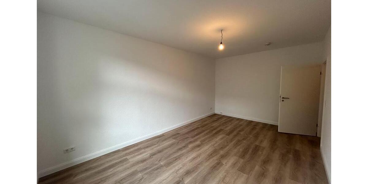 Etagenwohnung Essen Stadtbezirk VII - 2 Zimmer, 62 m&sup2;, 450&euro; | Angebot:25756970