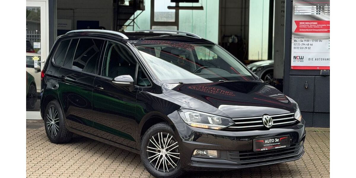 VW Touran 144.000 km 13.990 &euro; Neuss 41462