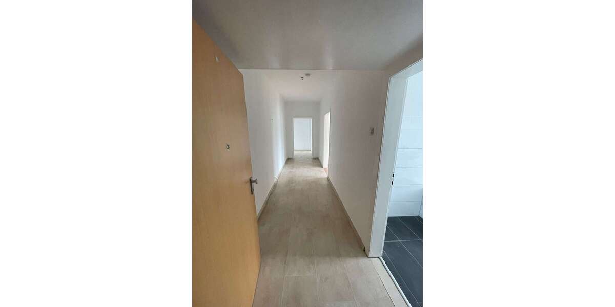 Etagenwohnung Bottrop Stadtmitte - 2 Zimmer, 80 m&sup2;, 760&euro; | Angebot:27180866