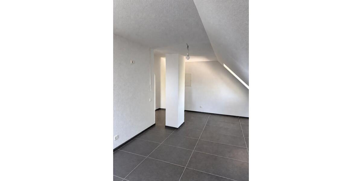 Dachgeschoßwohnung Duisburg Ruhrort - 2 Zimmer, 45 m&sup2;, 420&euro; | Angebot:27586716