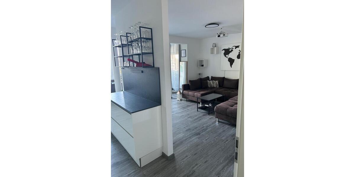 Terrassenwohnung Solingen Mitte - 2 Zimmer, 90 m&sup2;, 1.500&euro; | Angebot:24398819