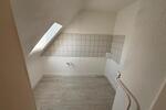 Dachgeschoßwohnung Duisburg Angerhausen - 3 Zimmer, 55 m&sup2;, 550&euro; | Angebot:27581279