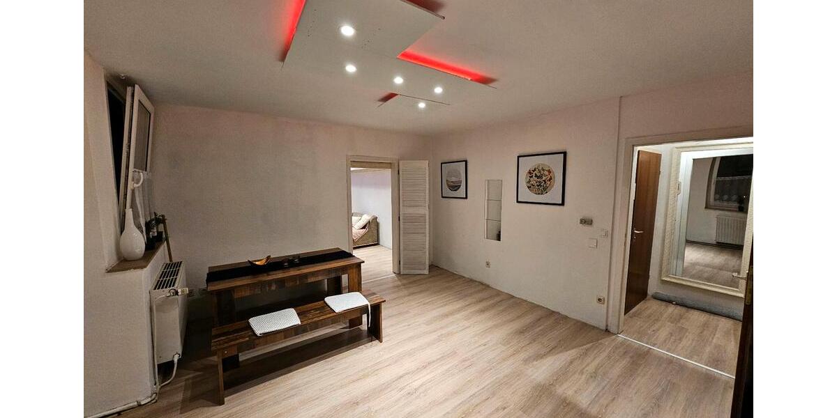 Etagenwohnung Duisburg Duisburg-Mitte - 2 Zimmer, 50 m&sup2;, 700&euro; | Angebot:24814582